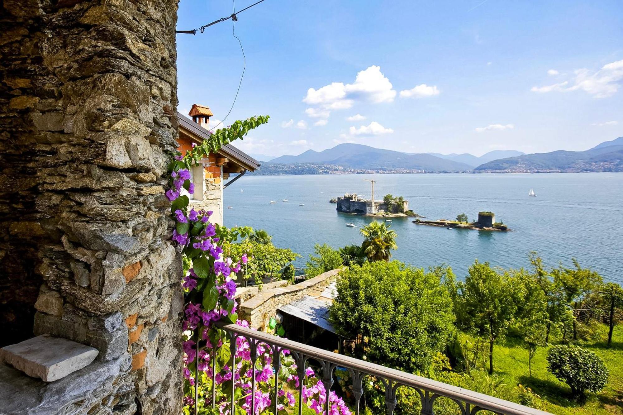 Casa Bougainville Cannobio Exterior photo
